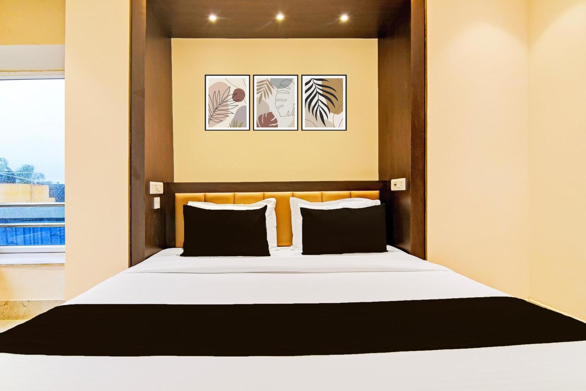 Super Hotel O Samotel Калькутта Экстерьер фото
